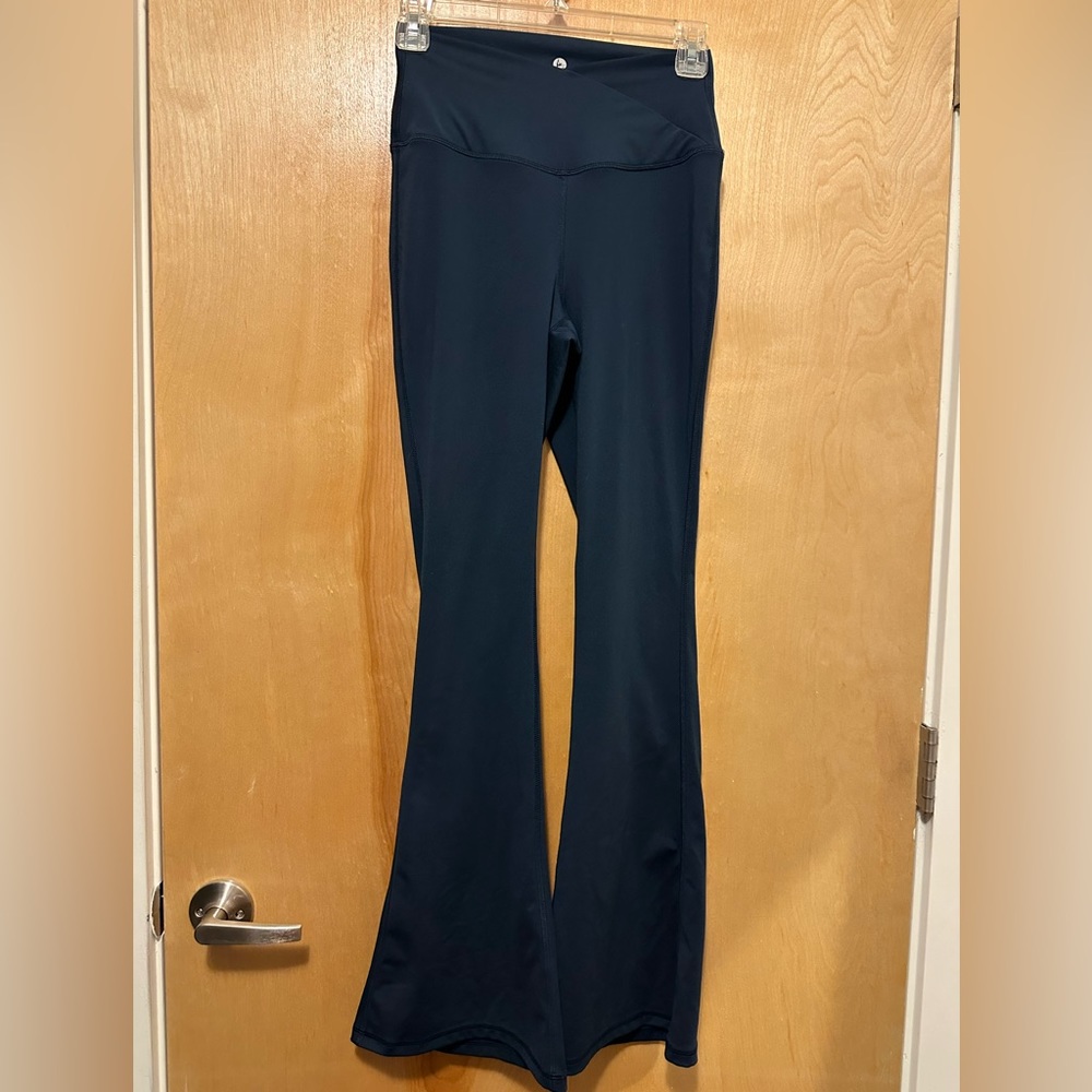 90 degree by reflex crossover flare leggings